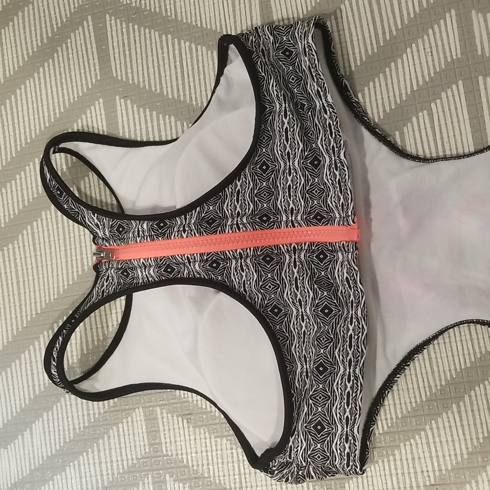 Multi Color One Piece - Picture 6 of 12